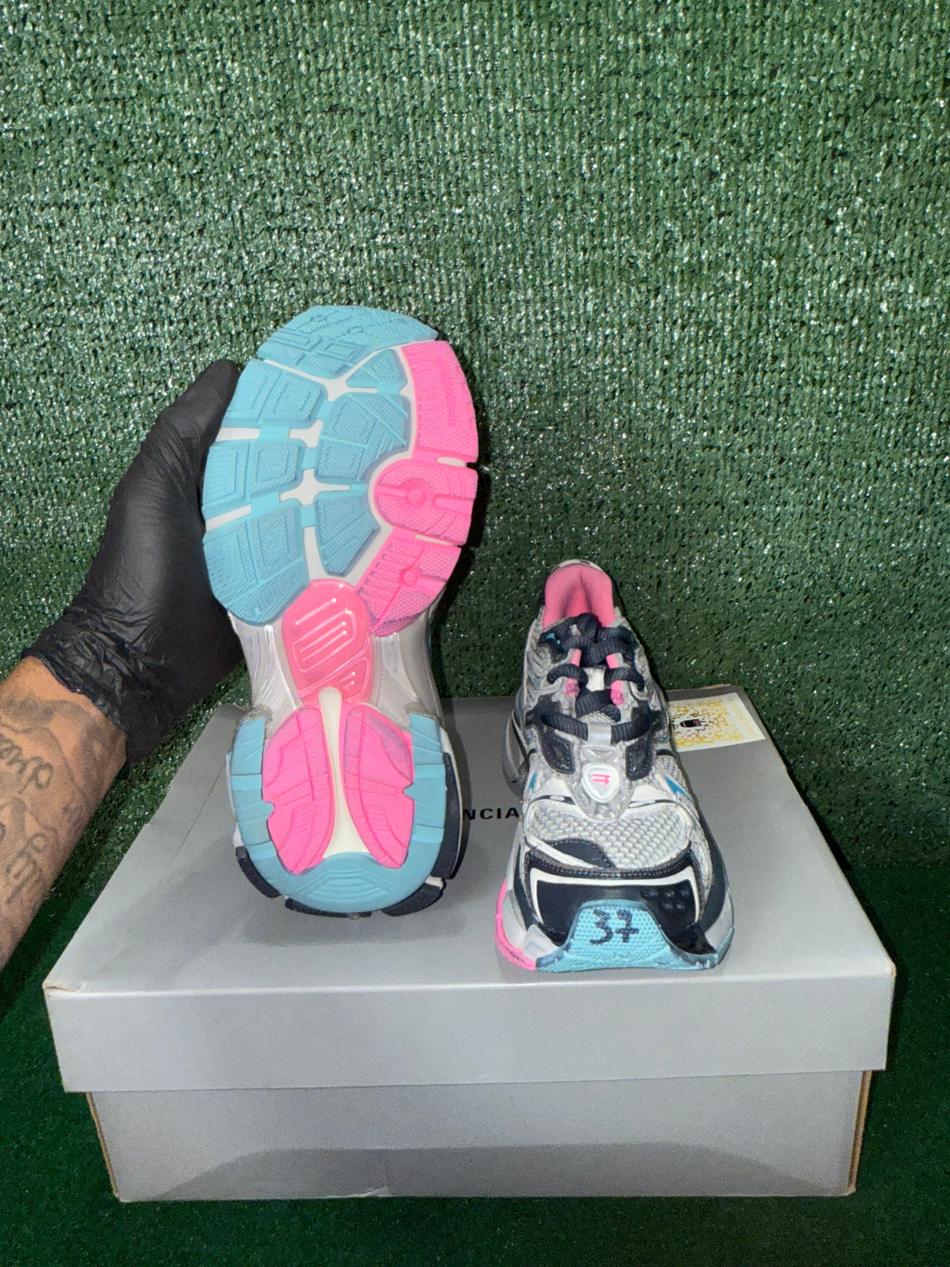 Balenciaga Runner 2.0 Grey Blue Pink Red