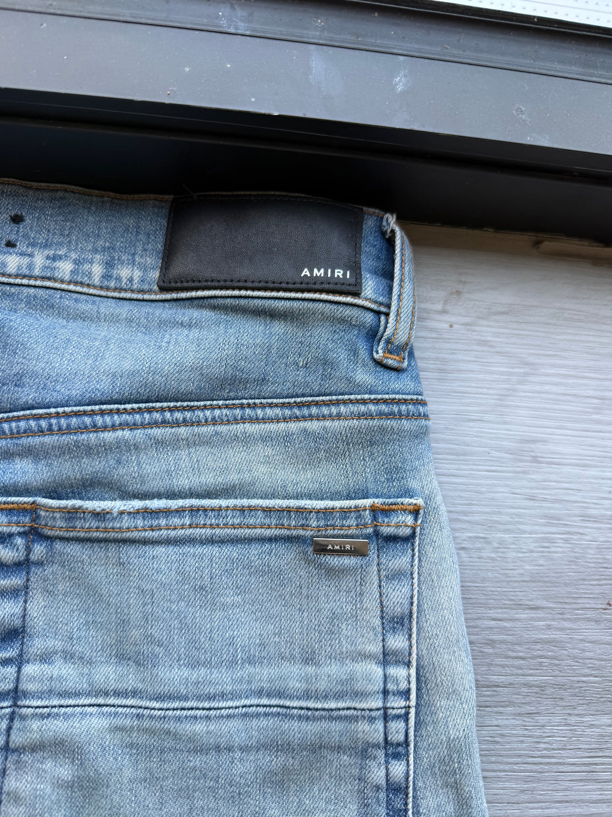 Amiri denim jeans/ Amiri embroidered