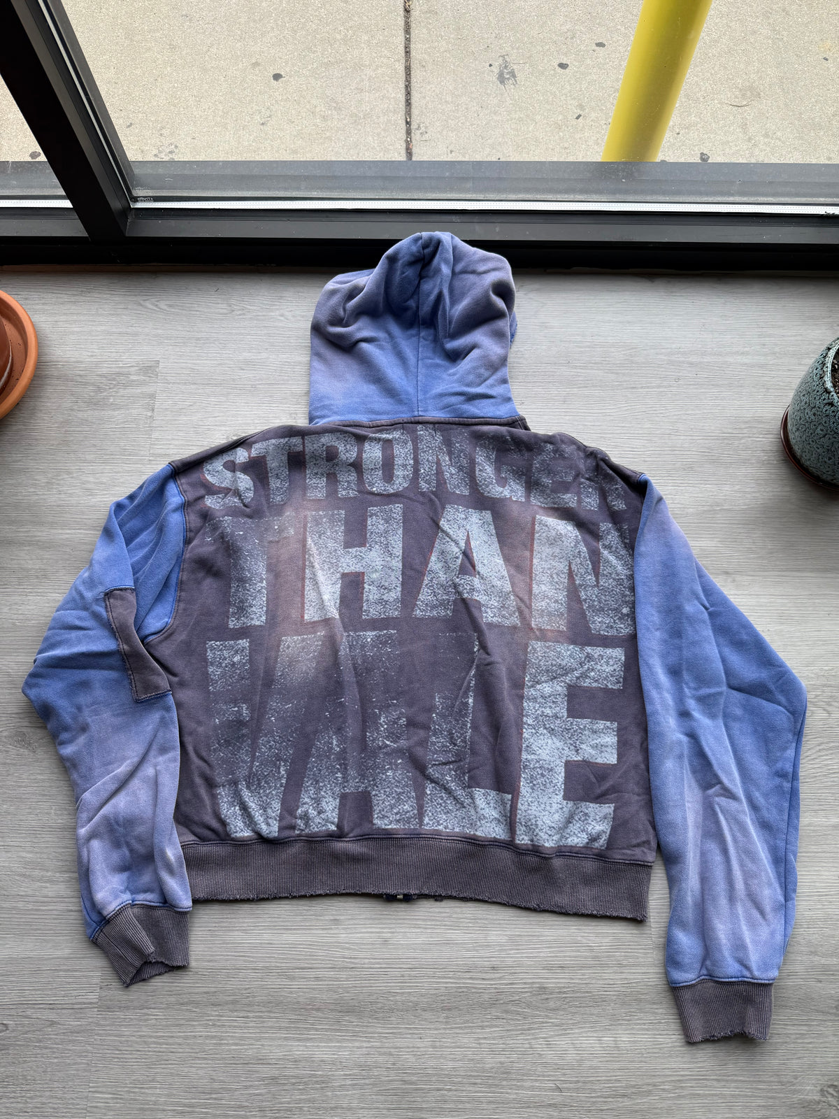 Vale Forever Queen Zip Up Hoodie