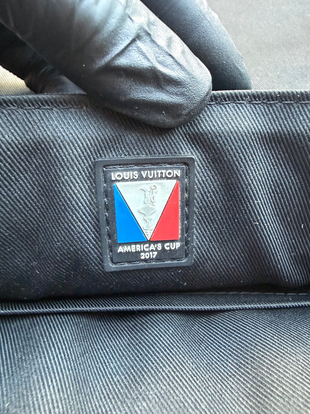 Louis Vuitton district pm 2017 America’s cup (Damien cobalt latitude)