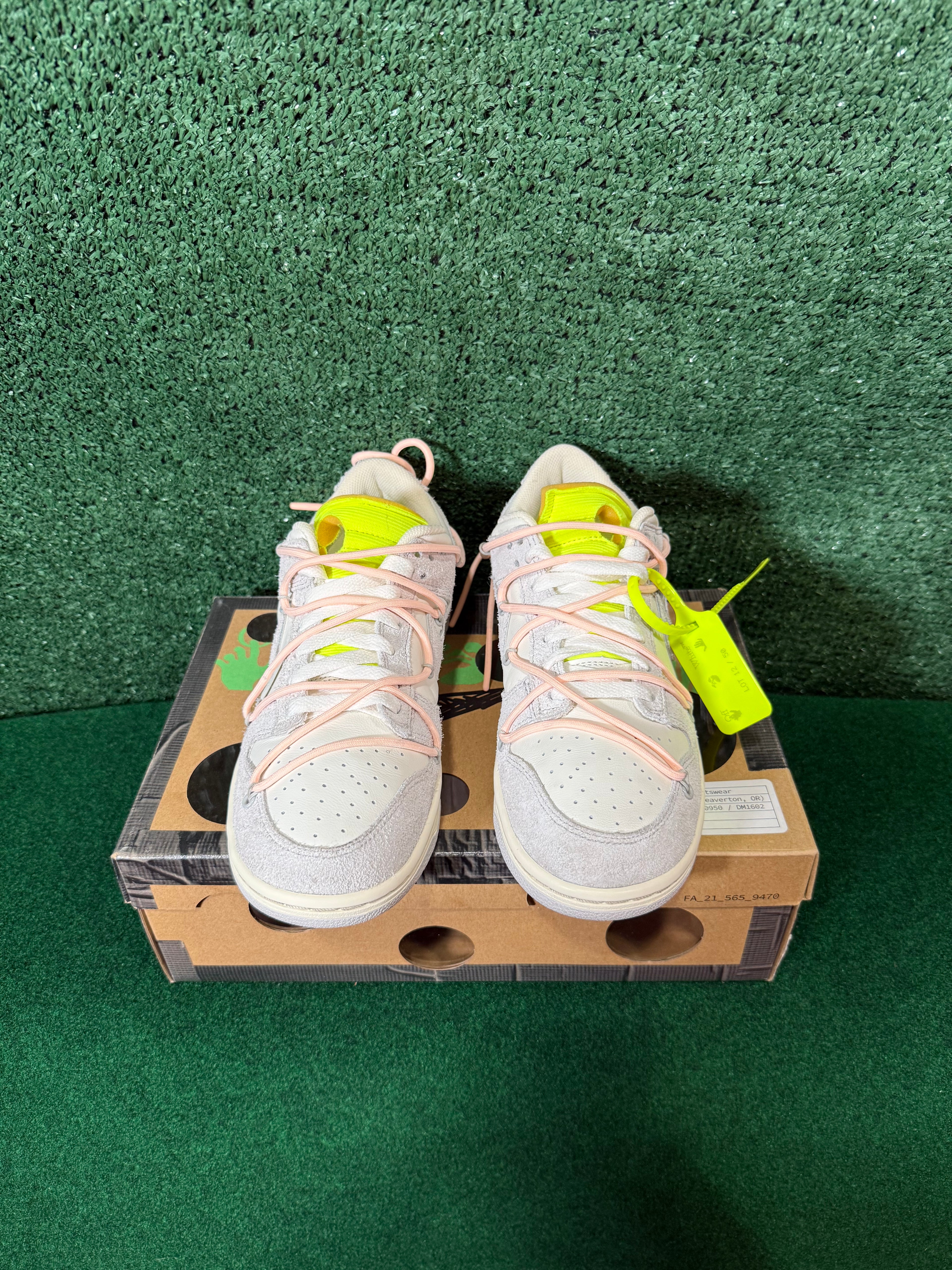 NIKE DUNK LOW OFF- WHITE LOT 12