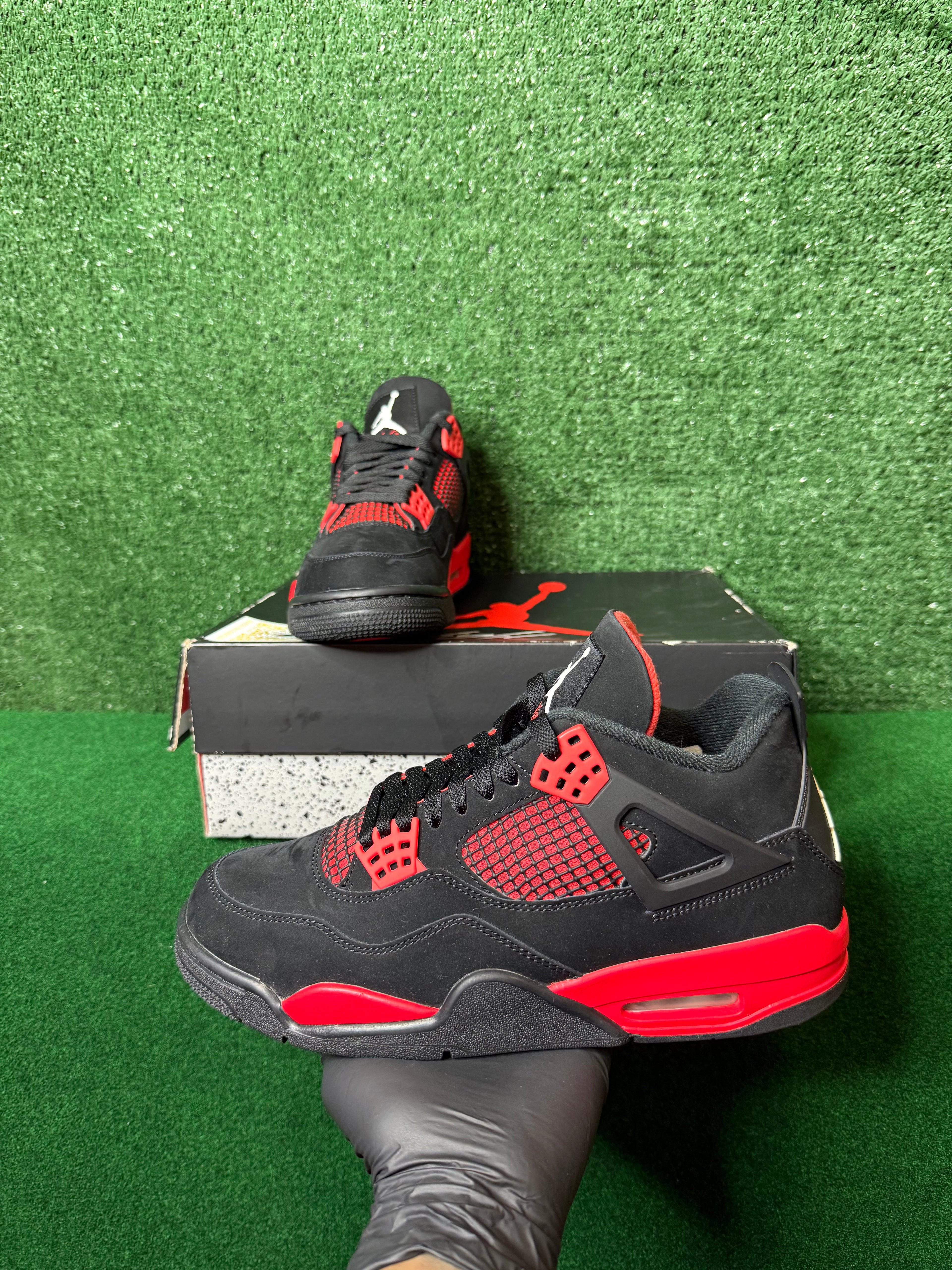 JORDAN 4 RETRO (RED THUNDER)