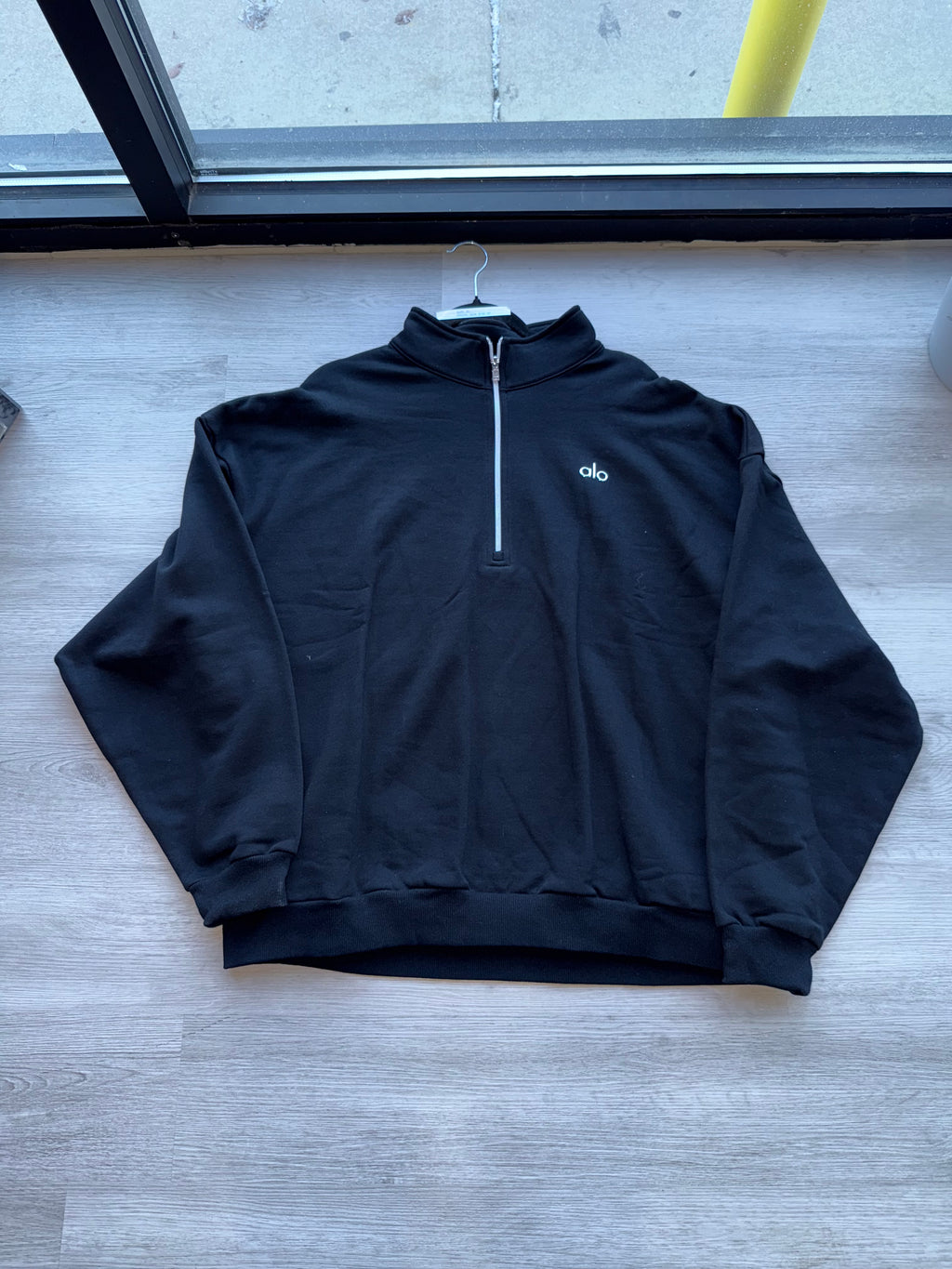 Alo Quarter Zip-up Black Pullover