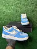 NIKE AIR FORCE 1 LOW ‘07 LV8 ‘PHYCHIC BLUE WHITE PATENT’