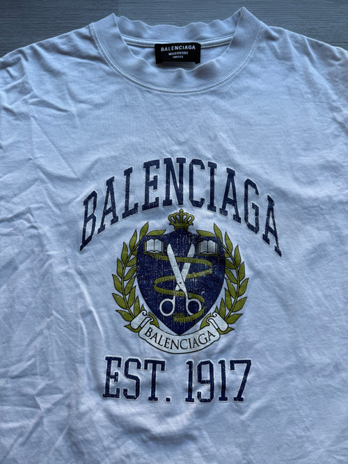 Balenciaga college medium fit t-shirt