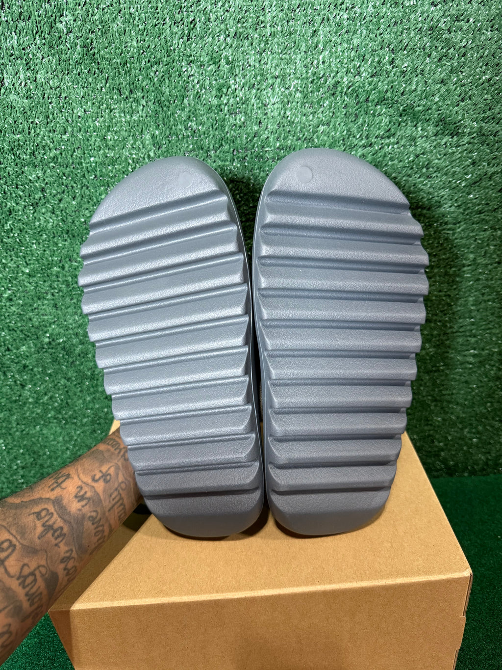Adidas Yeezy Slides Slate Grey