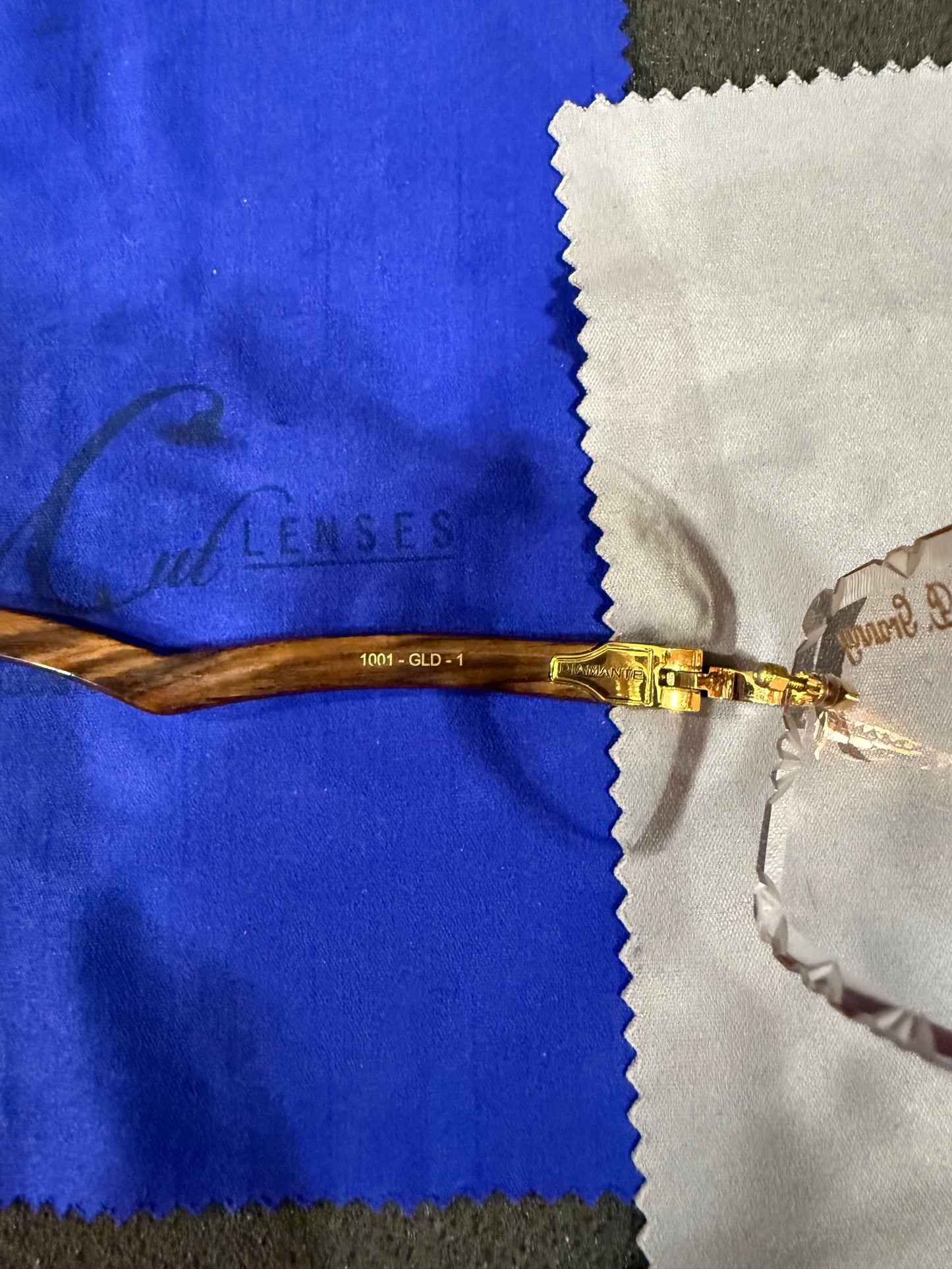 Diamante Rimless Glasses With A Gold & Cherry Faux Wood Grain Paint Preowned Comes With Red Box / Custom Lenses With Prescription In Them & Engrave