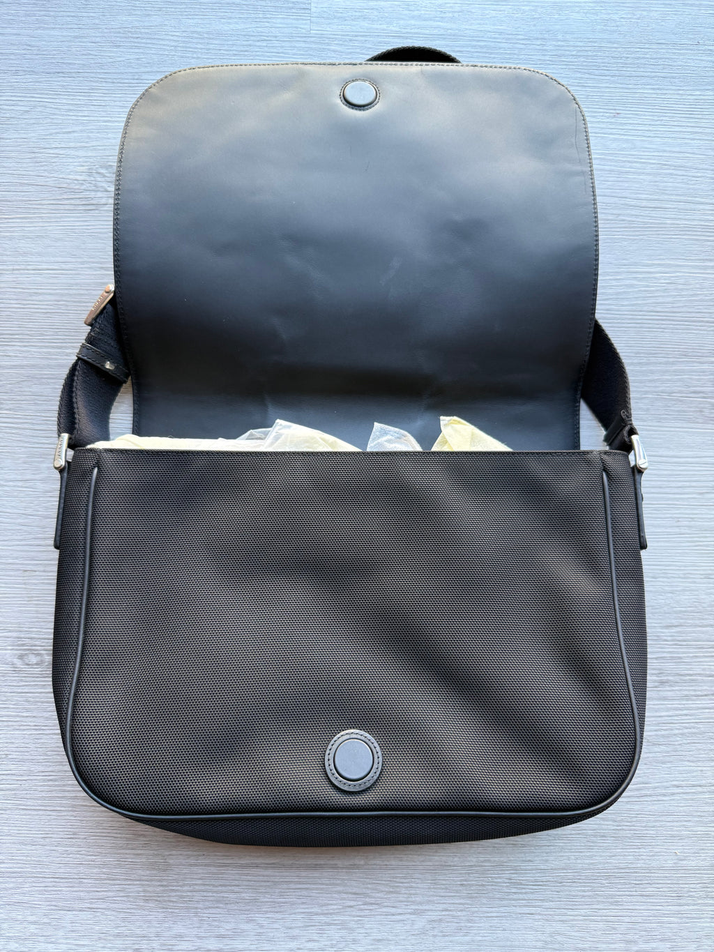 Gucci techno canvas web stripe black messenger bag