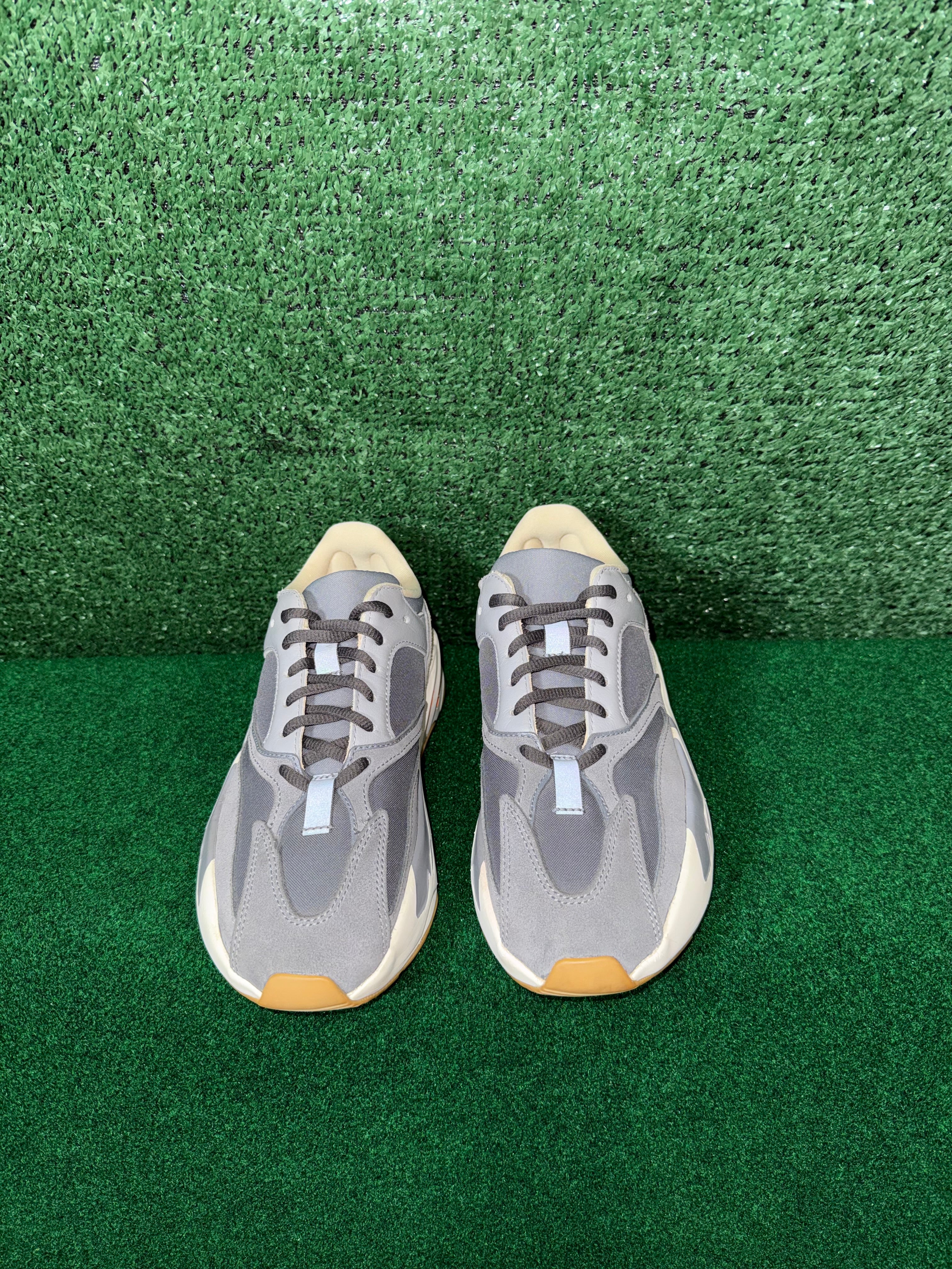 Adidas Yeezy Boost 700 Magnet