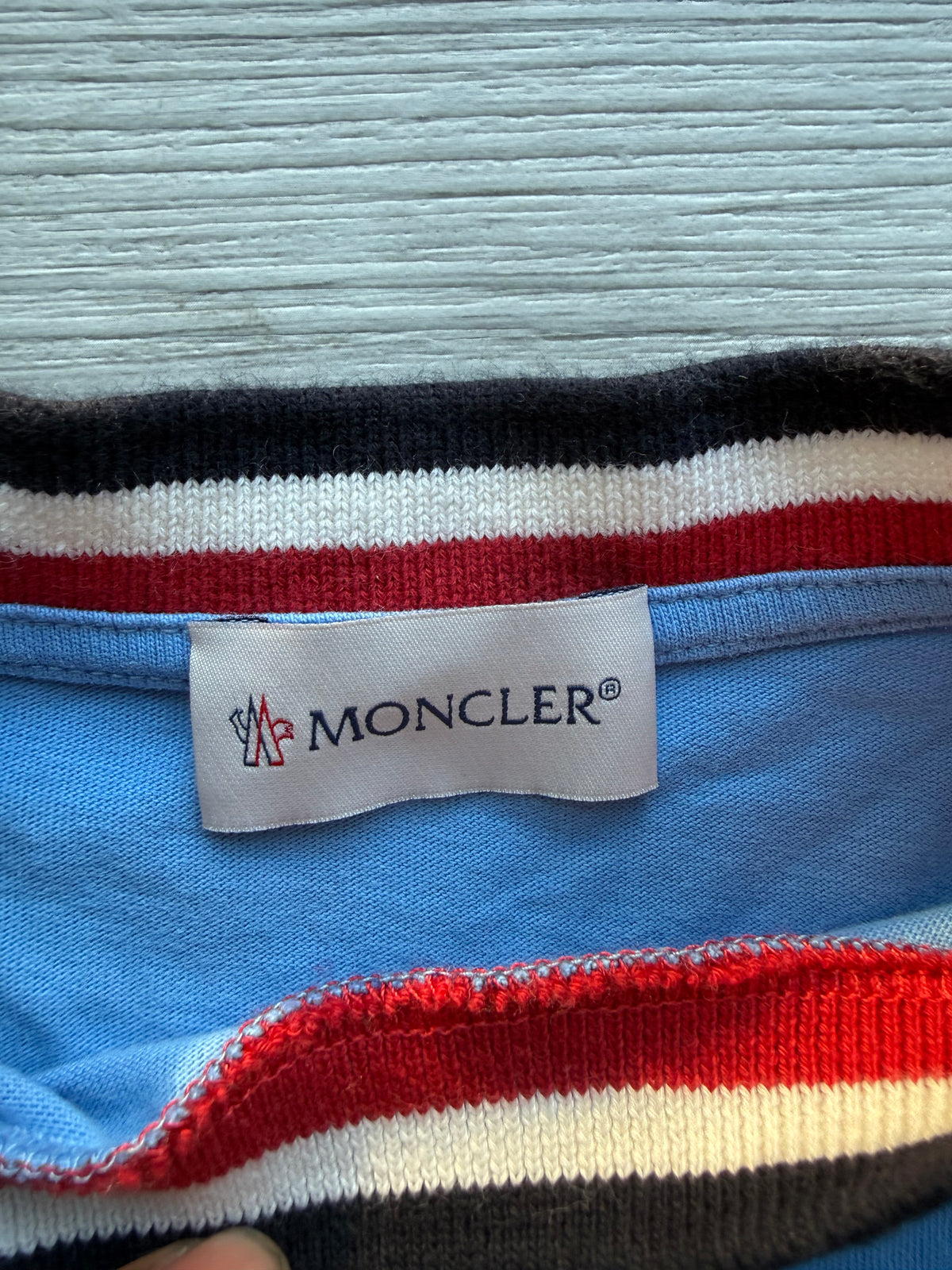 Moncler infant light blue tricolor-trimmed cotton t-shirt