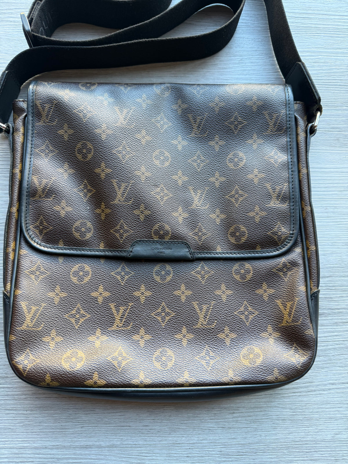 Louis Vuitton monogram macassar bass mm crossbody bag ‘2010’