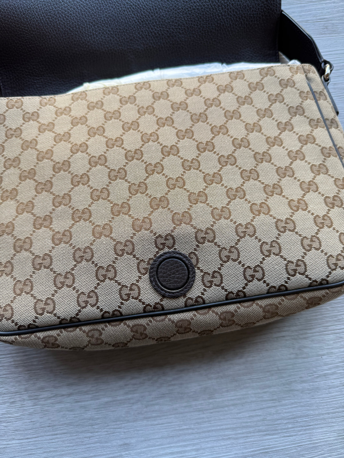 Gucci gg canvas messenger bag ‘tan’