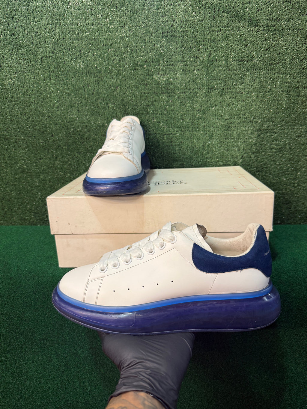 ALEXANDER MCQUEEN OVERSIZED SNEAKER ‘WHITE BLUE’