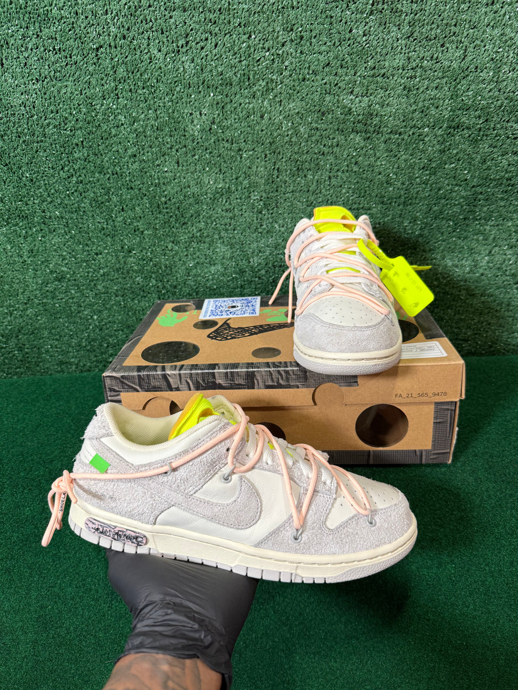 NIKE DUNK LOW OFF- WHITE LOT 12
