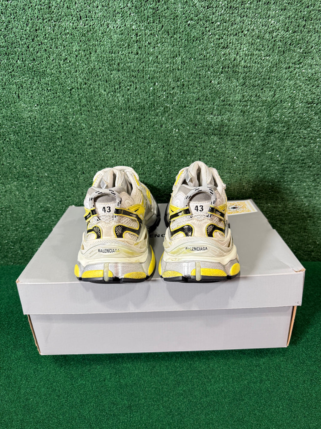 BALENCIAGA RUNNER SNEAKER ‘WORN-OUT - WHITE YELLOW’