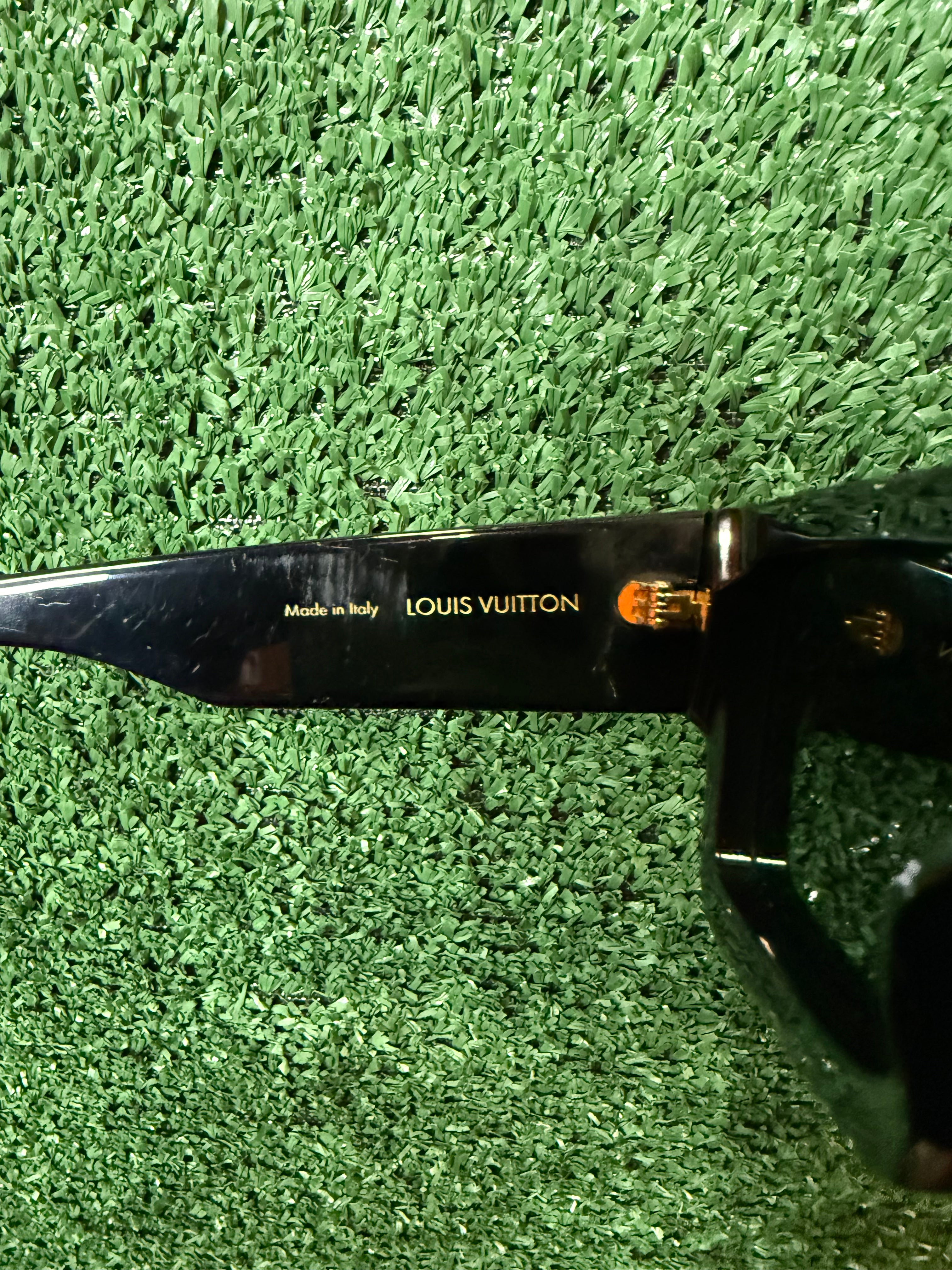 BLACK LOUIS VUITTON CLASH SQUARE SUNGLASSES